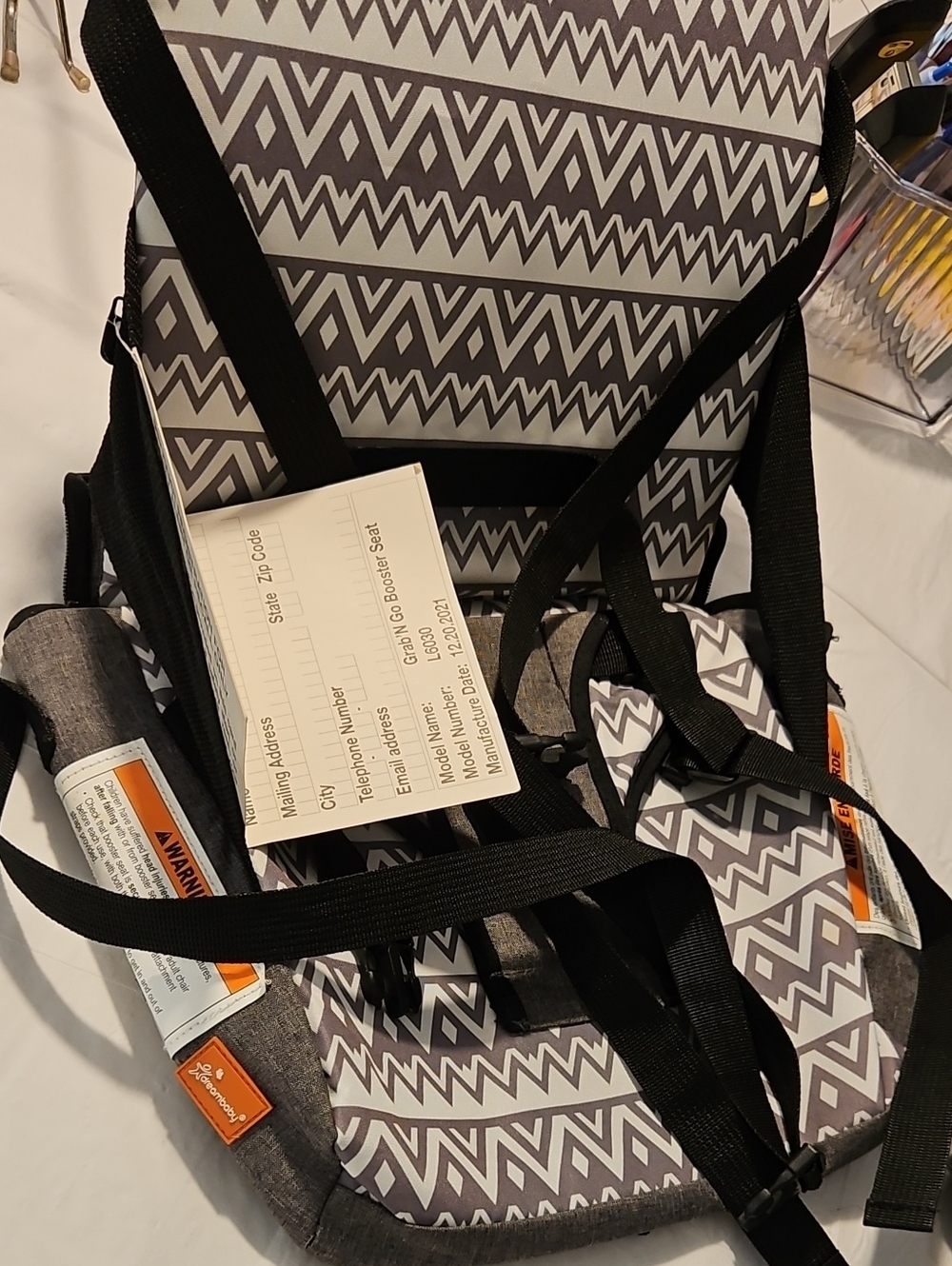 Dreambaby Gray Chevron Pattern Portable Booster Seat with Straps